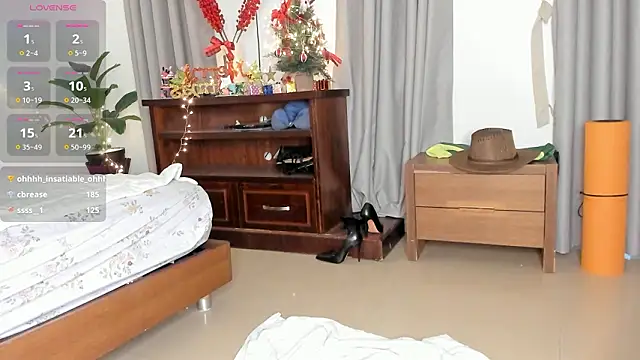 Amy Loveme online show from February 3, 2026, 2:53 am