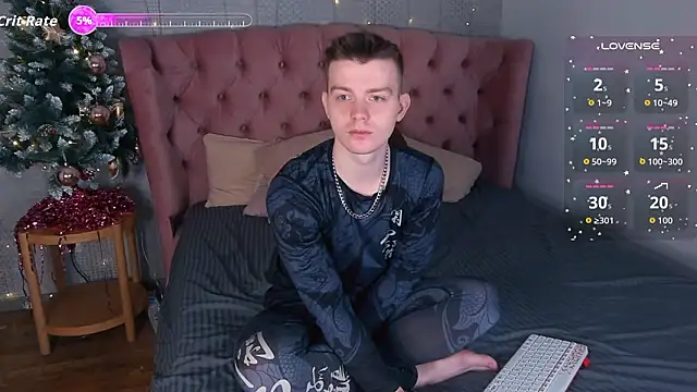 Snapshot of Happydeimos chatting on January 16, 2026, 10:25 pm Happydeimos online show from January 16, 2026, 10:25 pm