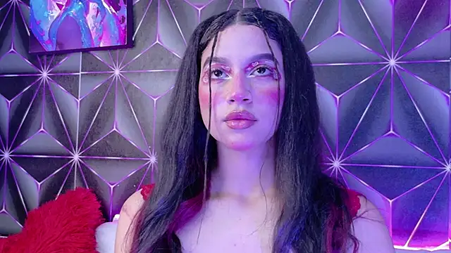 Snapshot of Megan_Luxe chatting on October 4, 2025, 4:43 am Megan Luxe online show from October 4, 2025, 4:43 am