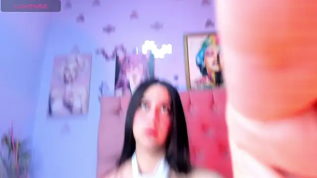 Snapshot of Megan_Luxe chatting on November 14, 2025, 5:17 am Megan Luxe online show from November 14, 2025, 5:17 am