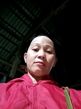 Snapshot of MaiHoa69 chatting on October 22, 2025, 12:27 pm MaiHoa69 online show from October 22, 2025, 12:27 pm