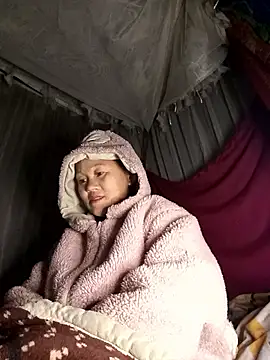 MaiHoa69 online show from January 7, 2026, 1:57 pm