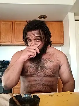 Snapshot of Longthickdick33 chatting on May 17, 2026, 10:55 am Longthickdick33 online show from May 17, 2026, 10:55 am