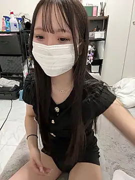 nano-da-u online show from October 1, 2025, 2:56 pm