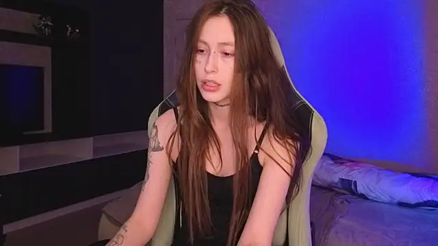 minadzukii online show from February 1, 2026, 2:15 pm