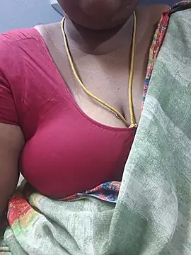 Snapshot of TAMIL_ELAKKIYA chatting on June 22, 2026, 12:45 am TAMIL ELAKKIYA online show from June 22, 2026, 12:45 am
