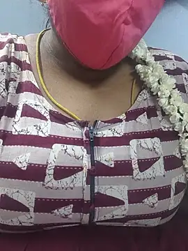 Snapshot of TAMIL_ELAKKIYA chatting on July 1, 2026, 11:26 pm TAMIL ELAKKIYA online show from July 1, 2026, 11:26 pm
