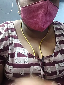 Snapshot of TAMIL_ELAKKIYA chatting on July 8, 2026, 5:06 pm TAMIL ELAKKIYA online show from July 8, 2026, 5:06 pm
