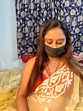 Cute-lusi online show from November 14, 2025, 7:01 pm