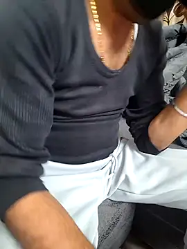 Snapshot of Delhi_Couple_BlowjobFuck chatting on December 15, 2025, 1:04 pm Delhi Couple BlowjobFuck online show from December 15, 2025, 1:04 pm