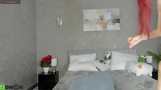 Daria J online show from May 11, 2026, 12:22 pm