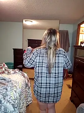 JuicyExxxperience online show from November 26, 2025, 12:39 pm