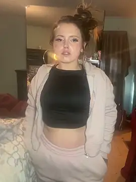 JuicyExxxperience online show from December 1, 2025, 2:00 pm