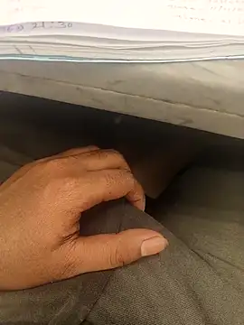 hotboy43339 online show from December 16, 2025, 10:09 am