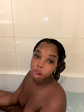 LocsGoddess online show from September 18, 2025, 8:55 pm