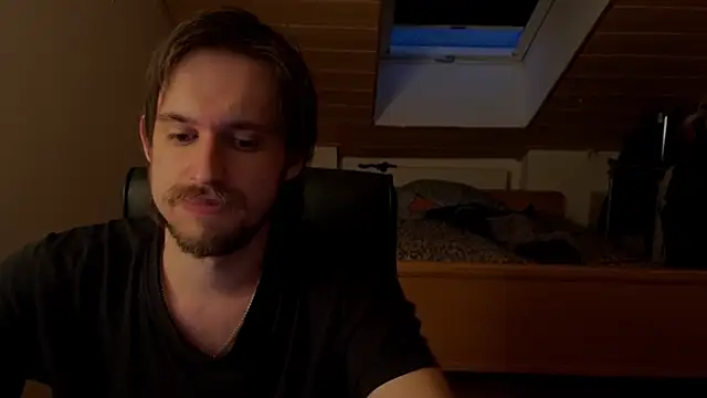 Snapshot of Bez3ybik chatting on March 26, 2026, 5:51 pm Bez3ybik online show from March 26, 2026, 5:51 pm