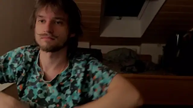 Snapshot of Bez3ybik chatting on March 30, 2026, 10:33 pm Bez3ybik online show from March 30, 2026, 10:33 pm