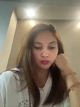 LanySylvia online show from May 9, 2026, 6:35 pm