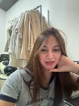 LanySylvia online show from May 20, 2026, 3:29 pm