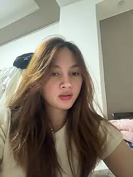 LanySylvia online show from May 25, 2026, 6:52 am