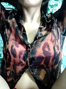 pihu099 online show from November 22, 2025, 5:45 pm