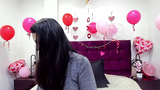 Snapshot of MashaPiink chatting on February 16, 2026, 12:45 pm MashaPiink online show from February 16, 2026, 12:45 pm