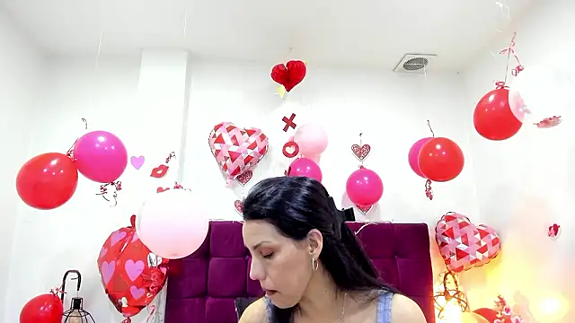 Snapshot of MashaPiink chatting on February 18, 2026, 12:34 pm MashaPiink online show from February 18, 2026, 12:34 pm