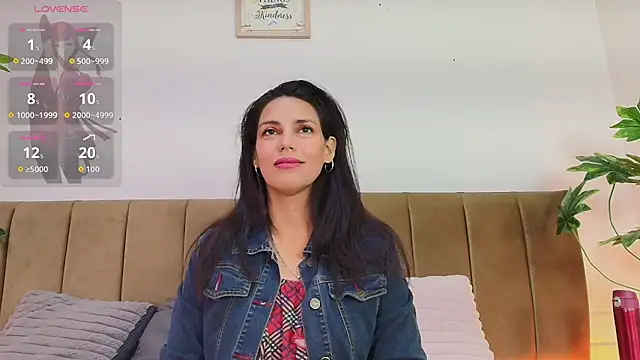 MashaPiink online show from July 16, 2026, 1:06 pm