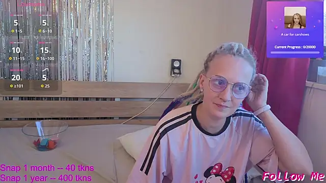 lisa yummi online show from September 26, 2025, 9:02 am