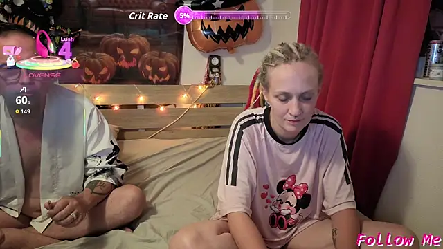 lisa yummi online show from October 19, 2025, 8:09 pm