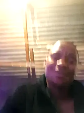 Snapshot of DxckMan3 chatting on November 4, 2025, 8:52 pm DxckMan3 online show from November 4, 2025, 8:52 pm