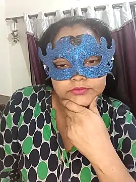 MEERAcle online show from December 22, 2025, 4:04 pm