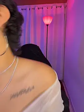 ZahaRose online show from November 30, 2025, 12:58 am