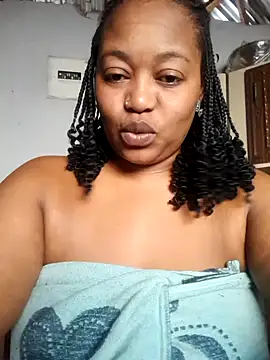 BigAssjuicy26 online show from October 15, 2025, 1:33 pm