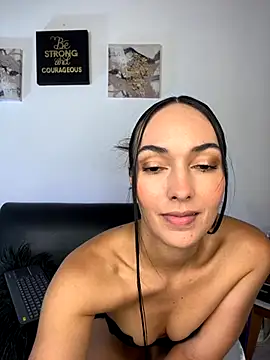 Snapshot of fetish_foot_ chatting on September 19, 2025, 3:24 pm fetish foot  online show from September 19, 2025, 3:24 pm