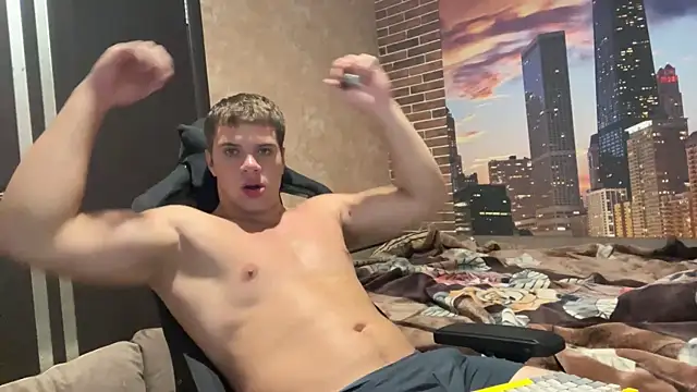 Snapshot of MusclePhantom chatting on September 18, 2025, 8:33 pm MusclePhantom online show from September 18, 2025, 8:33 pm