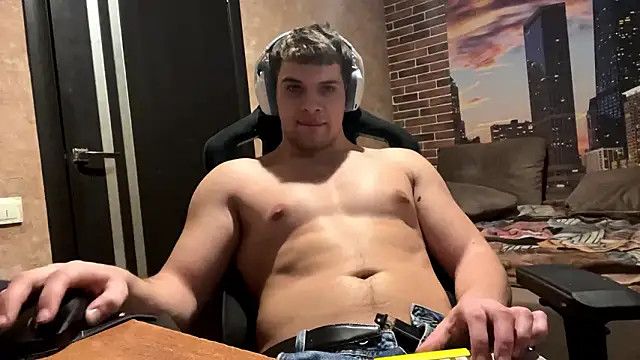 Snapshot of MusclePhantom chatting on March 8, 2026, 8:23 pm MusclePhantom online show from March 8, 2026, 8:23 pm