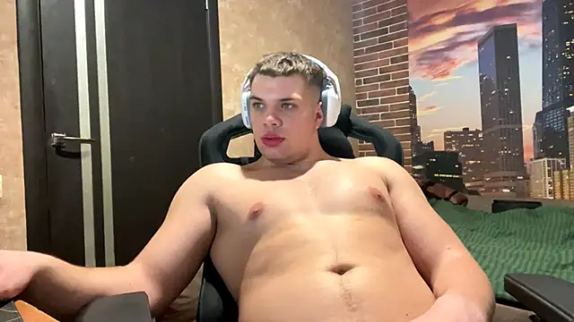 Snapshot of MusclePhantom chatting on March 16, 2026, 10:14 pm MusclePhantom online show from March 16, 2026, 10:14 pm