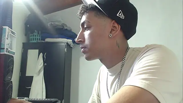 partdemonlatin666 online show from October 25, 2025, 9:09 pm