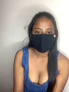Snapshot of Priya_baby0 chatting on October 26, 2025, 6:58 pm Priya baby0 online show from October 26, 2025, 6:58 pm