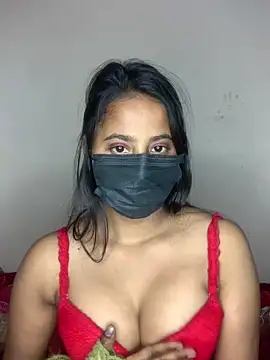 Priya baby0 online show from February 6, 2026, 8:01 pm