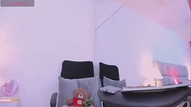 Snapshot of AbbySaennz chatting on September 12, 2025, 7:36 pm AbbySaennz online show from September 12, 2025, 7:36 pm