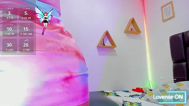 Snapshot of miiarod chatting on October 27, 2025, 6:56 pm miiarod online show from October 27, 2025, 6:56 pm