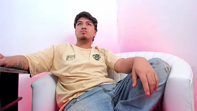 Snapshot of juanmechanic_ chatting on June 18, 2026, 3:16 pm juanmechanic online show from June 18, 2026, 3:16 pm