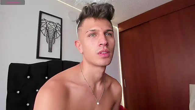 kevin ahss online show from October 31, 2025, 7:48 pm