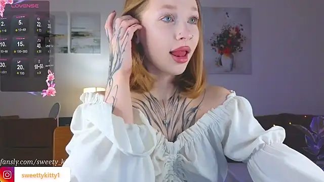 Snapshot of sweettykitty chatting on October 25, 2025, 11:40 am sweettykitty online show from October 25, 2025, 11:40 am