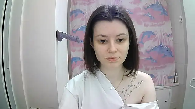 Snapshot of EdlinEngelby chatting on October 12, 2025, 1:43 pm EdlinEngelby online show from October 12, 2025, 1:43 pm