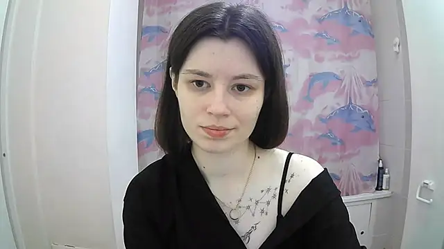 Snapshot of EdlinEngelby chatting on October 13, 2025, 3:12 pm EdlinEngelby online show from October 13, 2025, 3:12 pm