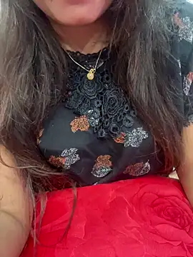 Snapshot of Naughty-Kamini chatting on October 29, 2025, 9:27 pm Naughty-Kamini online show from October 29, 2025, 9:27 pm