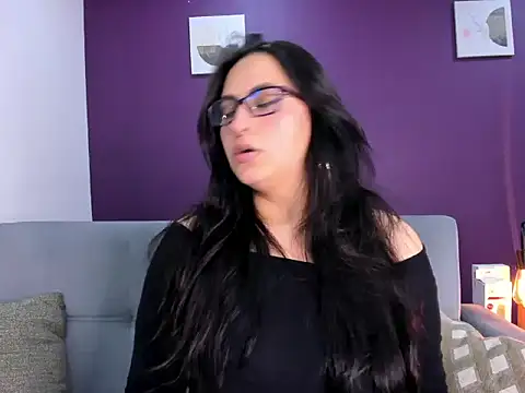 NavannyCattan online show from February 2, 2026, 8:18 pm